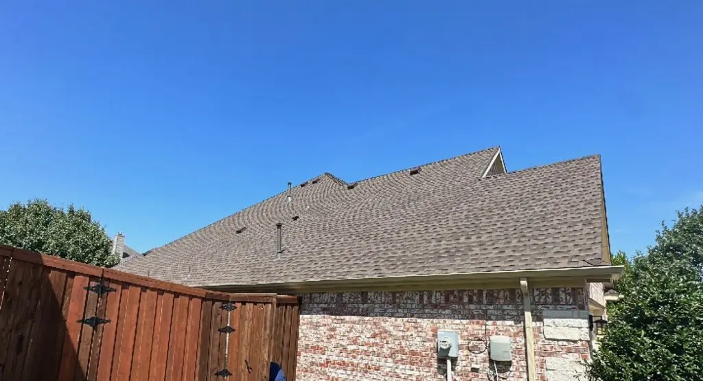 Completed roof replacement project in Grant-Valkaria